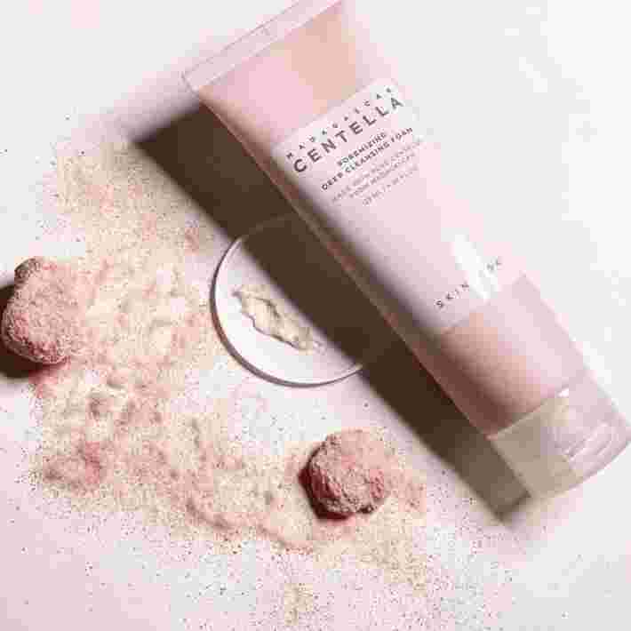 SKIN1004 Madagascar Centella Poremizin...